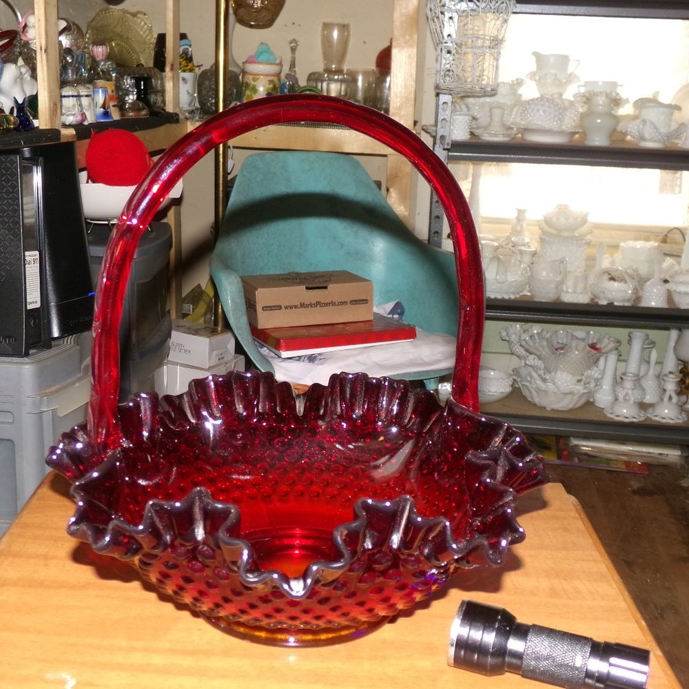 vintage fenton hobnail red basket glows. its a large one.